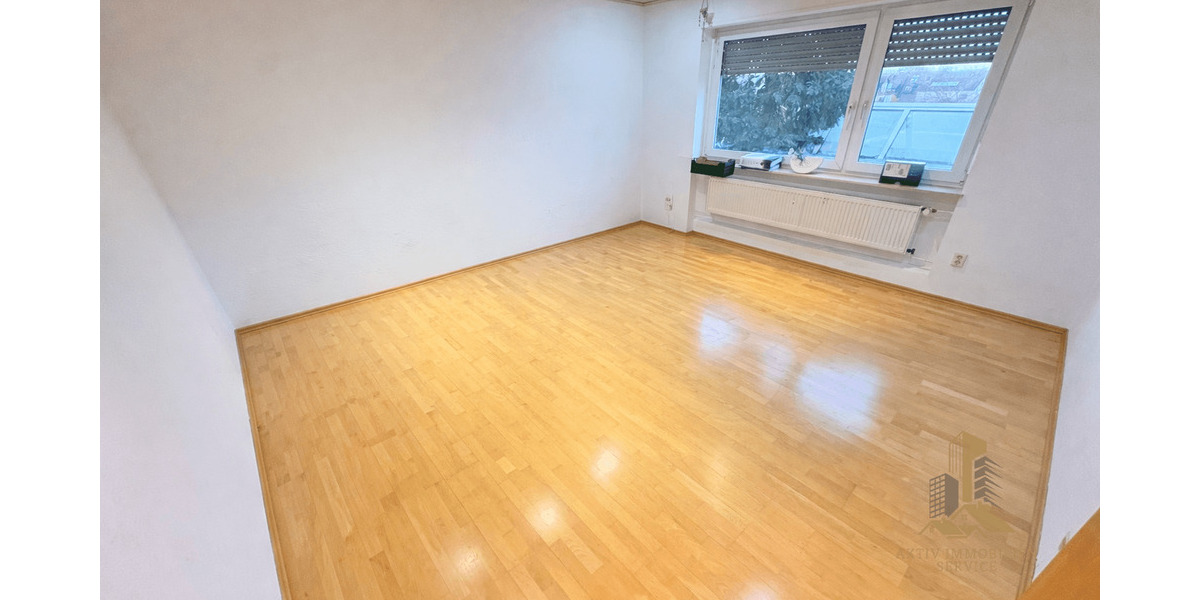 Etagenwohnung Niederdorfelden - 3 Zimmer, 98 m&sup2;, 990&euro; | Angebot:26187880