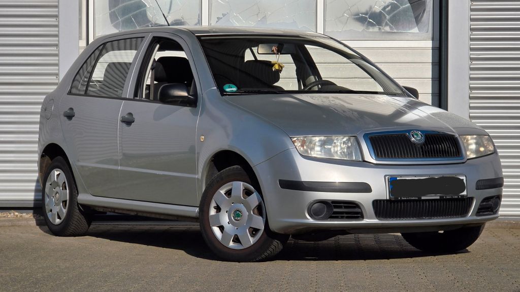Skoda Fabia 77.800 km 2.480 &euro; Friedrichsdorf (10 Min. nördlich von Frankfurt/M) 61381