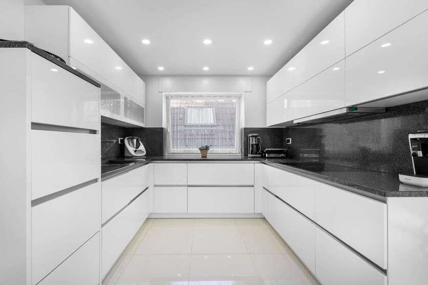 Wohnung zum Mieten in Egelsbach 2.000 € 148 m²