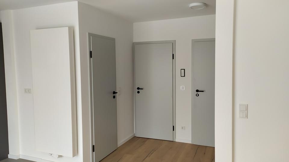 2-Zi. Penthouse Wohnung, Riesige Dachterrasse + Top Feldrandlage, inkl. EBK 2 zimmer