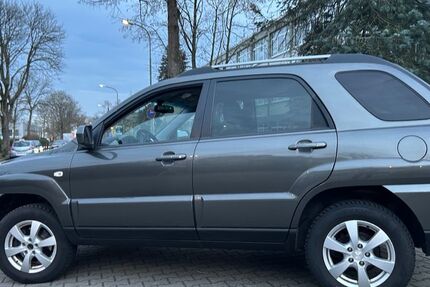 Kia Sportage 156.000 km 4.250 &euro; Offenbach 63069