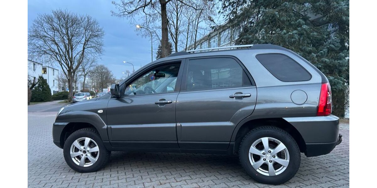Kia Sportage 156.000 km 4.250 &euro; Offenbach 63069