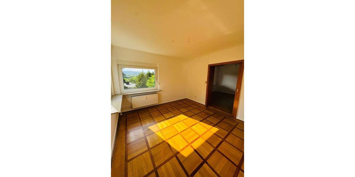 Etagenwohnung Friedrichsdorf - 4 Zimmer, 92 m&sup2;, 1.345&euro; | Angebot:27349794