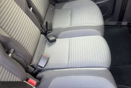 Ford C-Max 98.000 km 9.850 &euro; frankfurt am main 60311