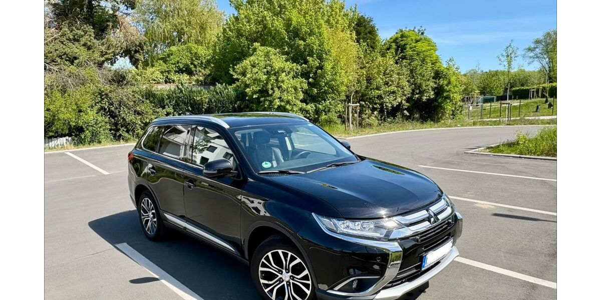 Mitsubishi Outlander 68.000 km 17.900 &euro; Erlensee 63526
