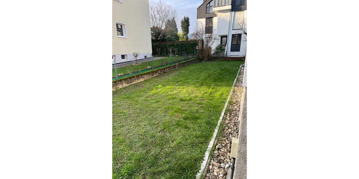 4-Zimmer-Terrassen Wohnung mit Skylineblick & Garten in Kronberg 4 zimmer