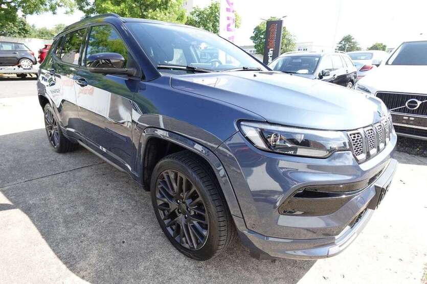 Jeep Compass 115.000 km 17.490 € Mainaschaff 63814