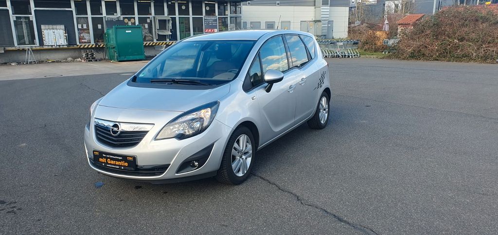 Opel Meriva 70.200 km 6.400 &euro; Frankfurt am Main 60386