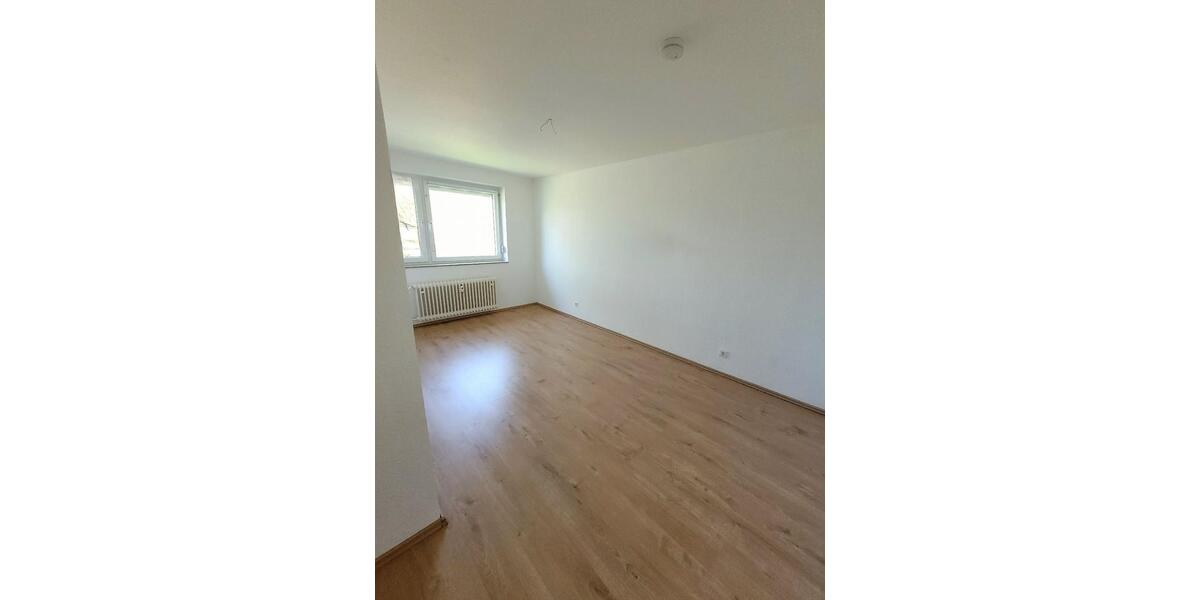 Etagenwohnung Kelkheim (Taunus) - 3 Zimmer, 66 m&sup2;, 220.000&euro; | Angebot:26122546