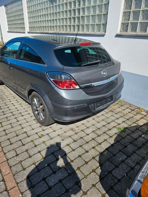 Opel Astra 146.290 km 3.850 € Langen 63225
