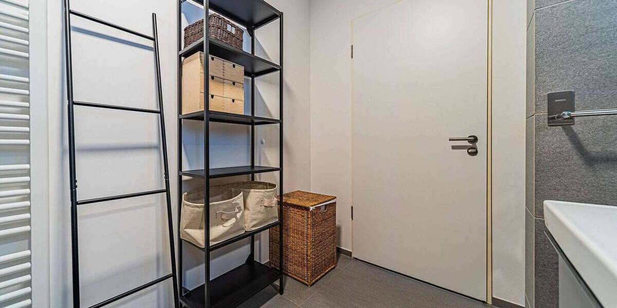 Etagenwohnung Frankfurt am Main Niederrad - 2 Zimmer, 60 m&sup2;, 2.200&euro; | Angebot:26289463