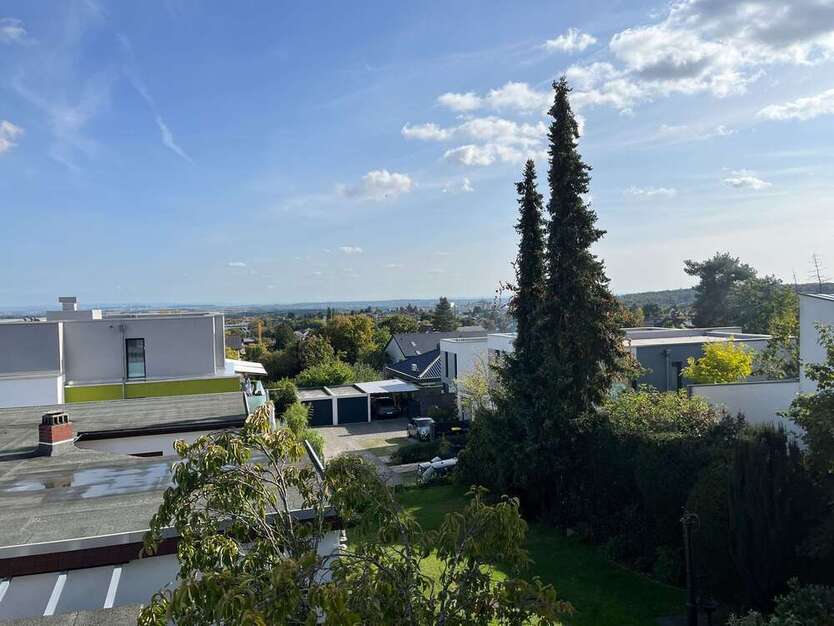 Haus zum Kaufen in Friedrichsdorf 850.000 € 192 m²