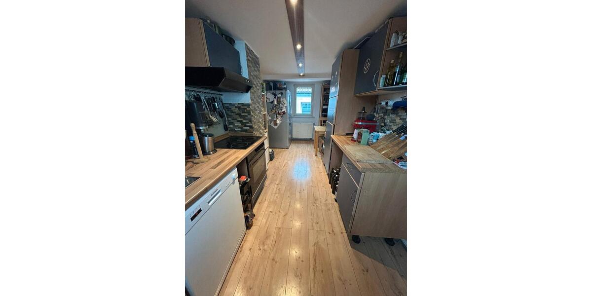 Dachgeschoßwohnung Roßdorf - 2.5 Zimmer, 73 m&sup2;, 900&euro; | Angebot:26024552