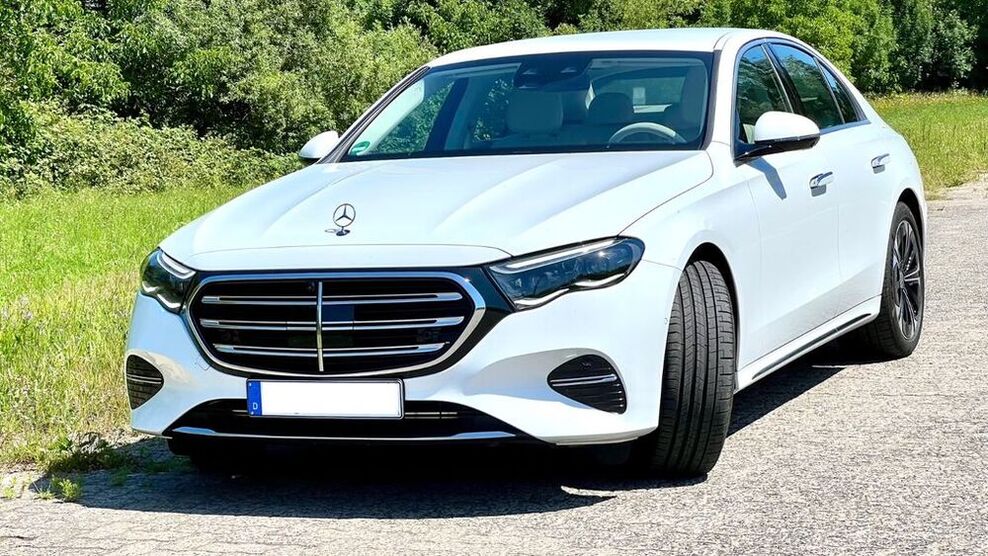 E 300