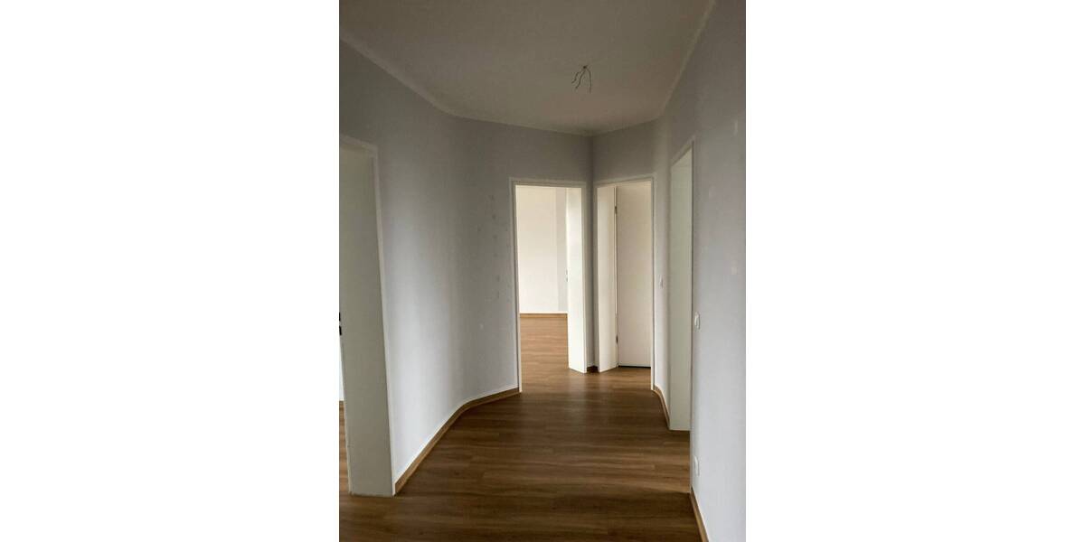 Etagenwohnung Bad Homburg vor der Höhe Ober-Erlenbach - 4 Zimmer, 82 m&sup2;, 883&euro; | Angebot:26842985