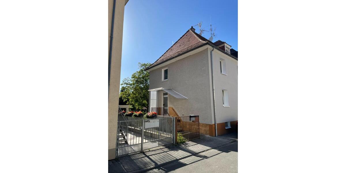 Wohnhaus mit 3 WE, Mehrfamilienhaus, 3FH, Anbau min.150qm möglich 3 zimmer