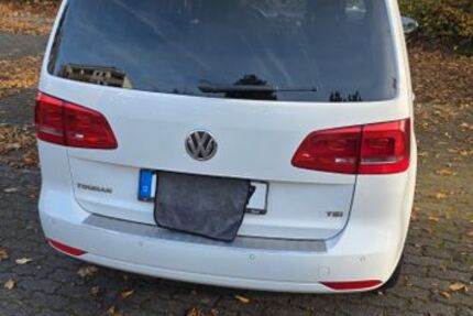 VW Touran 123.000 km 6.500 &euro; Frankfurt 65934
