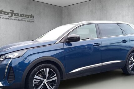 Peugeot 5008 26.793 km 32.990 &euro; Rüsselsheim 65428