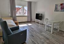 Moderne + möblierte 1-Zimmerwohnung ab sofort zu vermieten
