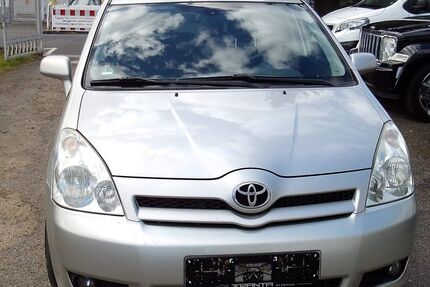 Toyota Corolla Verso 250.000 km 2.000 &euro; Erlensee 63526