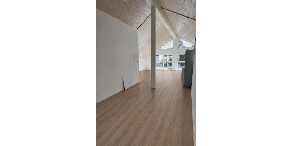 Etagenwohnung Egelsbach - 2 Zimmer, 90 m&sup2;, 1.300&euro; | Angebot:26148389