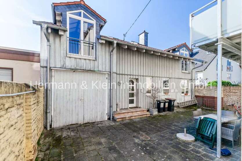 Haus zum Kaufen in Frankfurt am Main Zeilsheim 725.000 € 185 m²