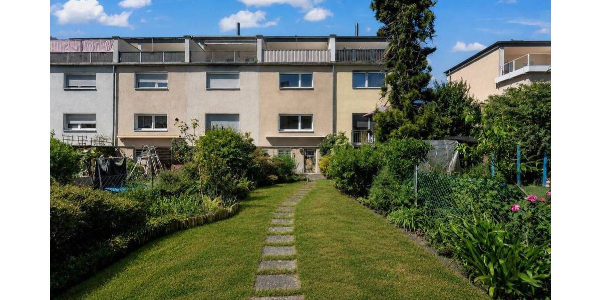 Reihenmittelhaus Frankfurt am Main Dornbusch - 4 Zimmer, 102 m&sup2;, 580.000&euro; | Angebot:26805151