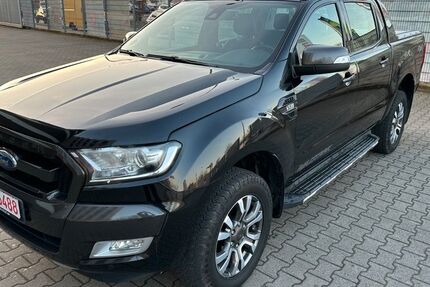 Ford Ranger 213.965 km 17.800 &euro; Frankfurt/Main 65933