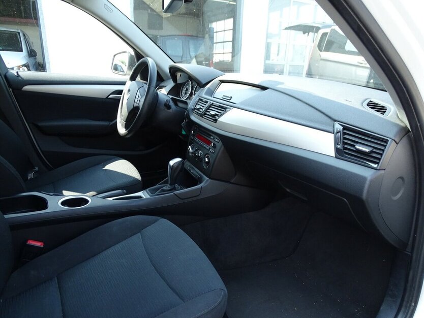 BMW X1 1.8l i sDrive, Steptronic, Sitzheizung, PDC hin 154.921 km 8.690 € Rodgau 63110