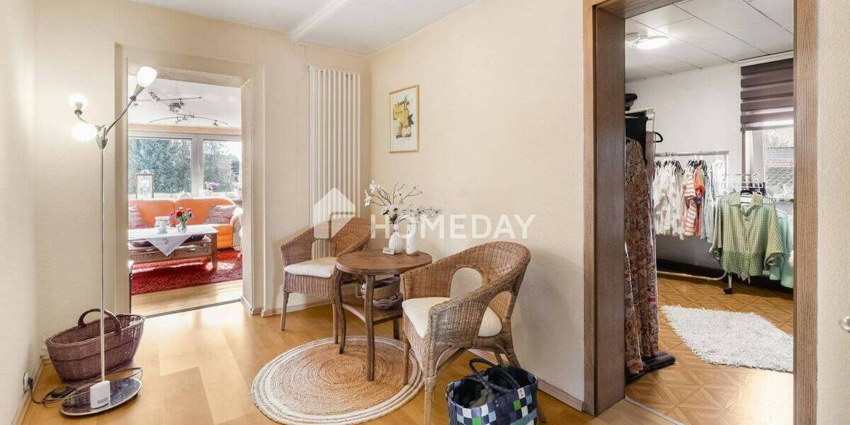 Einfamilienhaus Langenselbold - 9 Zimmer, 215 m&sup2;, 749.000&euro; | Angebot:26290237