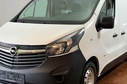Opel Vivaro 205.000 km 5.990 &euro; Rodgau 63110
