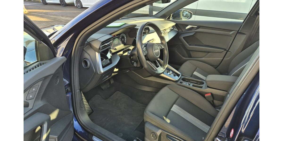 Audi A3 35 TDI advanced Rückfahrkamera, Navigation, App 109.521 km 20.990 &euro; Rodgau 63110