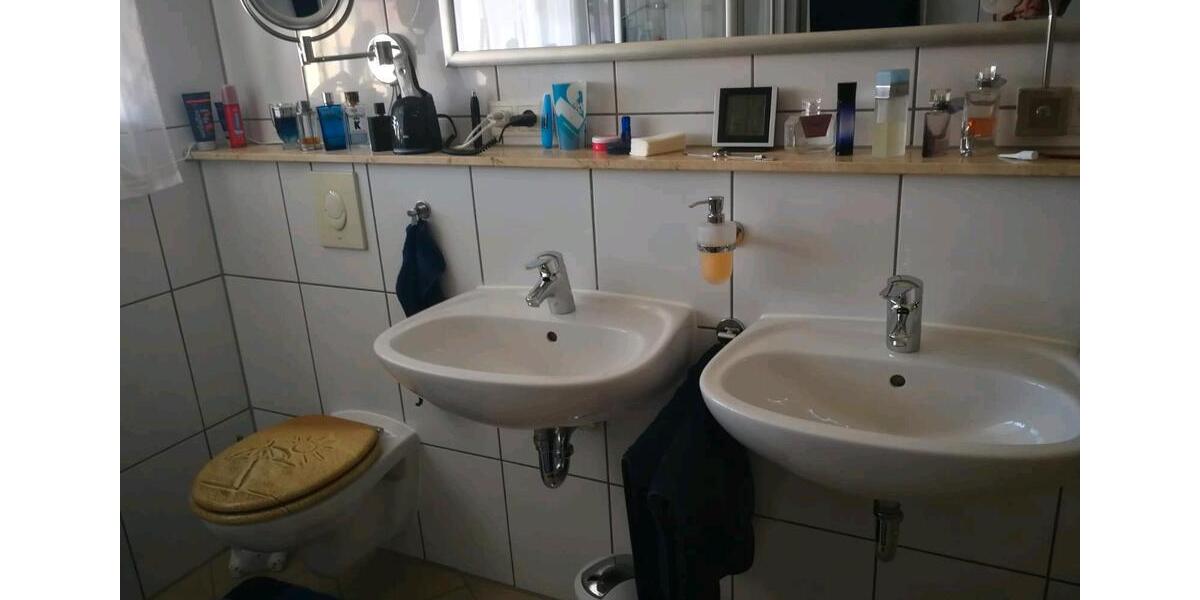 Reihenhaus Kahl am Main - 5 Zimmer, 150 m&sup2;, 1.750&euro; | Angebot:24743697