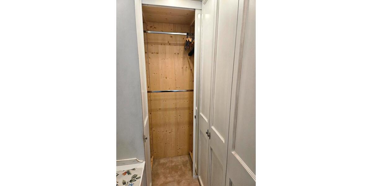 Einfamilienhaus Offenbach am Main Bürgel - 11 Zimmer, 180 m&sup2;, 479.000&euro; | Angebot:26152880