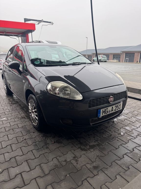 Fiat Grande Punto 177.000 km 1.600 € Schmitten 61389