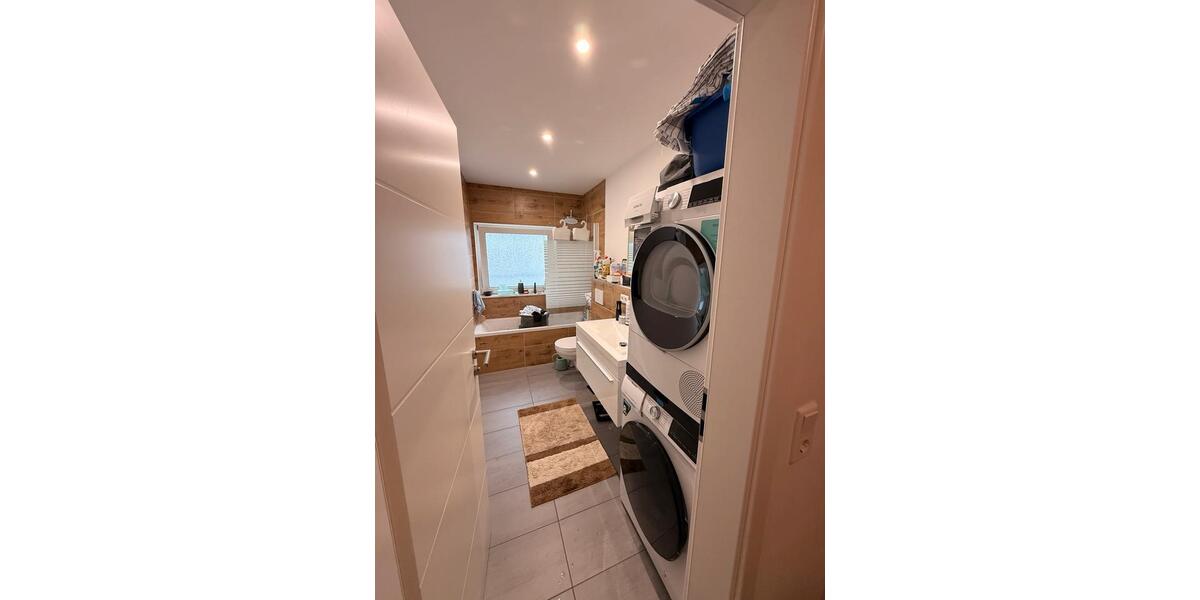 Etagenwohnung Erlensee - 2 Zimmer, 71 m&sup2;, 1.230&euro; | Angebot:25811020