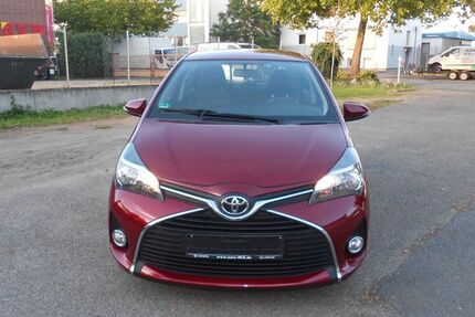 Toyota Yaris 94.000 km 9.900 € Frankfurt am Main 60386