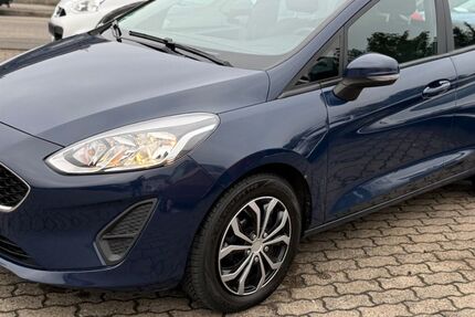 Ford Fiesta 240.265 km 4.699 &euro; Hanau 63452