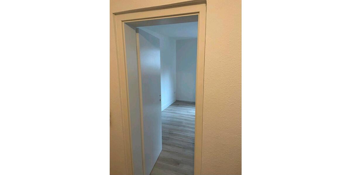 Einfamilienhaus Hanau - 6 Zimmer, 160 m&sup2;, 1.300&euro; | Angebot:26327927