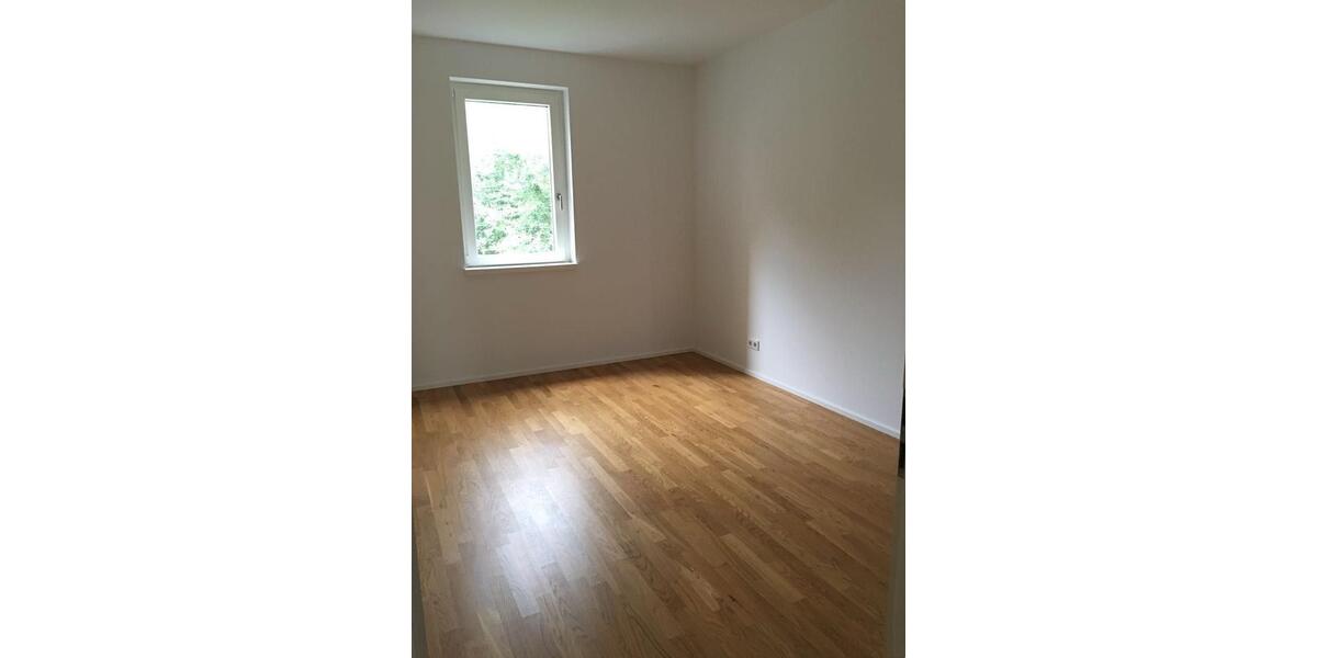 Etagenwohnung Offenbach am Main Hafen - 3 Zimmer, 79 m&sup2;, 1.980&euro; | Angebot:26207343
