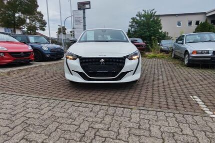 Peugeot 208 131.500 km 7.990 &euro; Hanau 63450