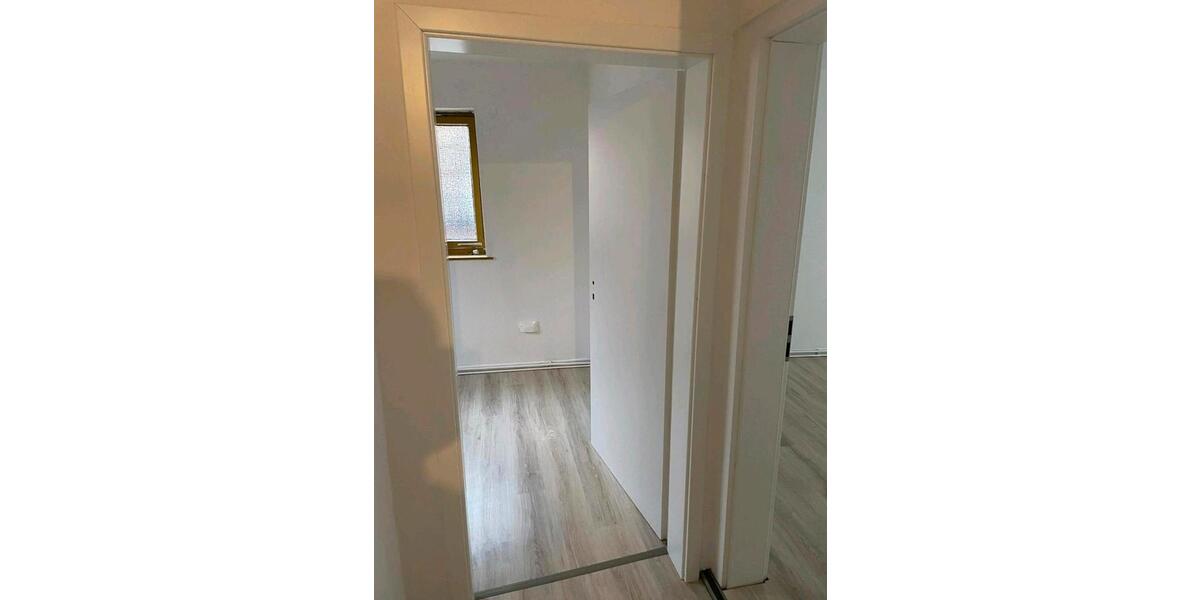 Einfamilienhaus Hanau - 6 Zimmer, 160 m&sup2;, 1.300&euro; | Angebot:26327927