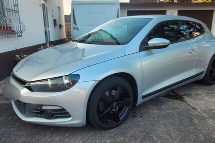 VW Scirocco 243.114 km 2.600 &euro; Raunheim 65479