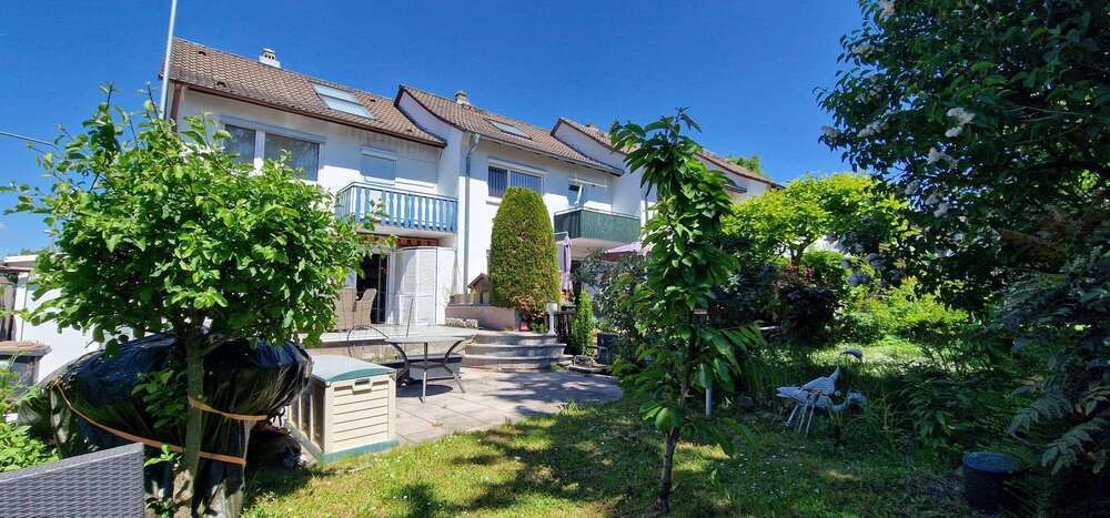 Haus zum Kaufen in Frankfurt-Dornbusch 900.000 € 102 m²