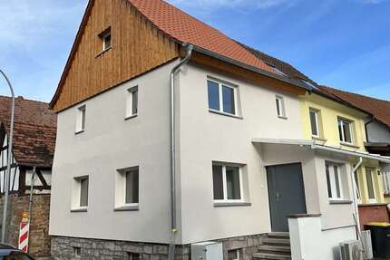 Haus Gründau / Niedergründau Niedergründau - 5 Zimmer, 100 m&sup2;, 1.100&euro; | Angebot:26122863
