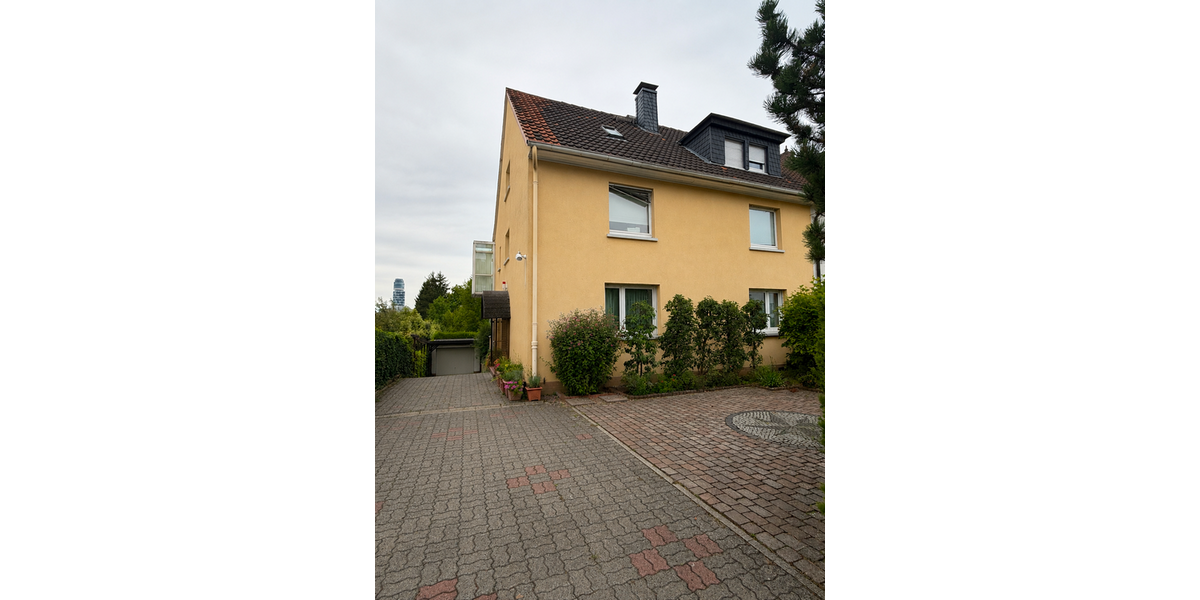 Einfamilienhaus Frankfurt am Main Oberrad - 6 Zimmer, 220 m&sup2;, 1.395.000&euro; | Angebot:27303332
