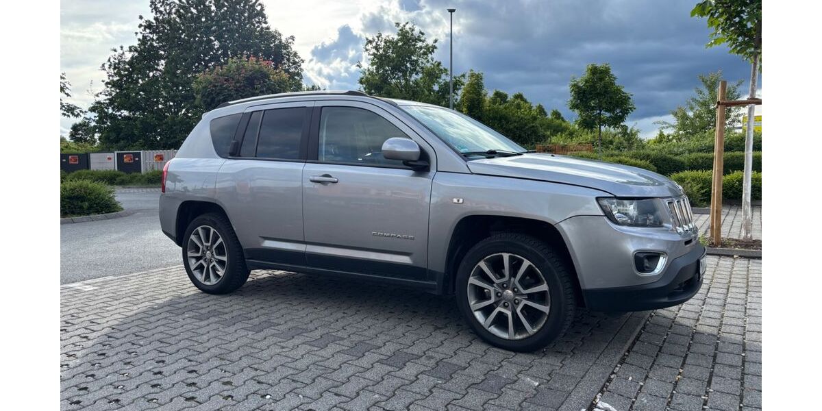 Jeep Compass 190.000 km 6.900 &euro; Frankfurt am Main 60437