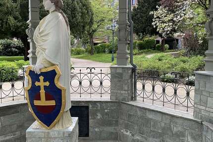 Haus Bad Soden - 6 Zimmer, 160 m&sup2;, 2.900&euro; | Angebot:25373589