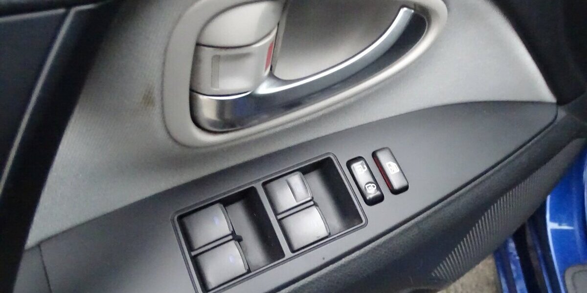 Toyota Avensis 2,0 D Klima, Navi 200.000 km 6.690 &euro; Rodgau 63110