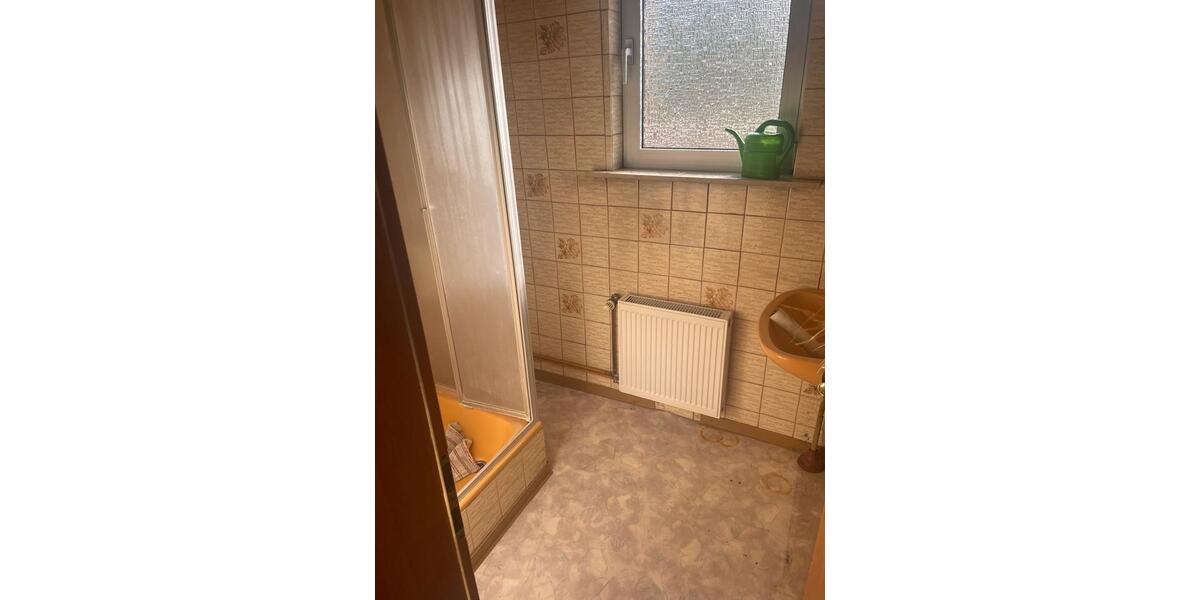 Doppelhaushälfte Frankfurt am Main Bonames - 8 Zimmer, 170 m&sup2;, 610.000&euro; | Angebot:26050197